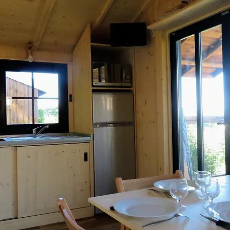 Lodges Du Camping Les 4 Saisons Grane Extérieur photo